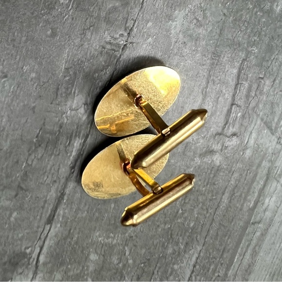 Vintage Krementz Gold & Jade Oval Cufflinks - Picture 2 of 4